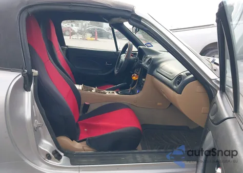 2002 Mazda Mx-5 Miata Cloth/Ls/Se z USA, uszkodzony, nr VIN JM1NB353120226006